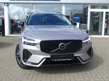 VOLVO XC60 Plus B5 AWD Dark Pano Head-UP 360  H&K BLIS