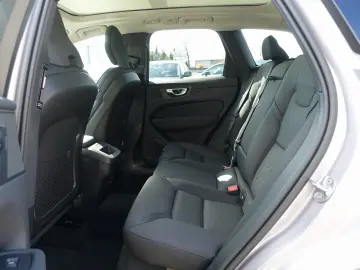 VOLVO XC60 Plus B5 AWD Dark Pano Head-UP 360  H&K BLIS