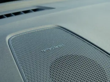 VOLVO XC60 Plus B5 AWD Dark Pano Head-UP 360  H&K BLIS