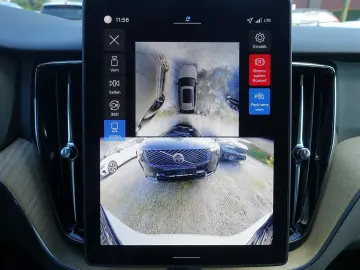 VOLVO XC60 Plus B5 AWD Dark Pano Head-UP 360  H&K BLIS