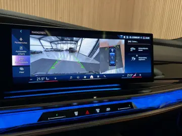 BMW i7 101.7 kWh eDrive50  M-pakket  ACC  DAB  Parka