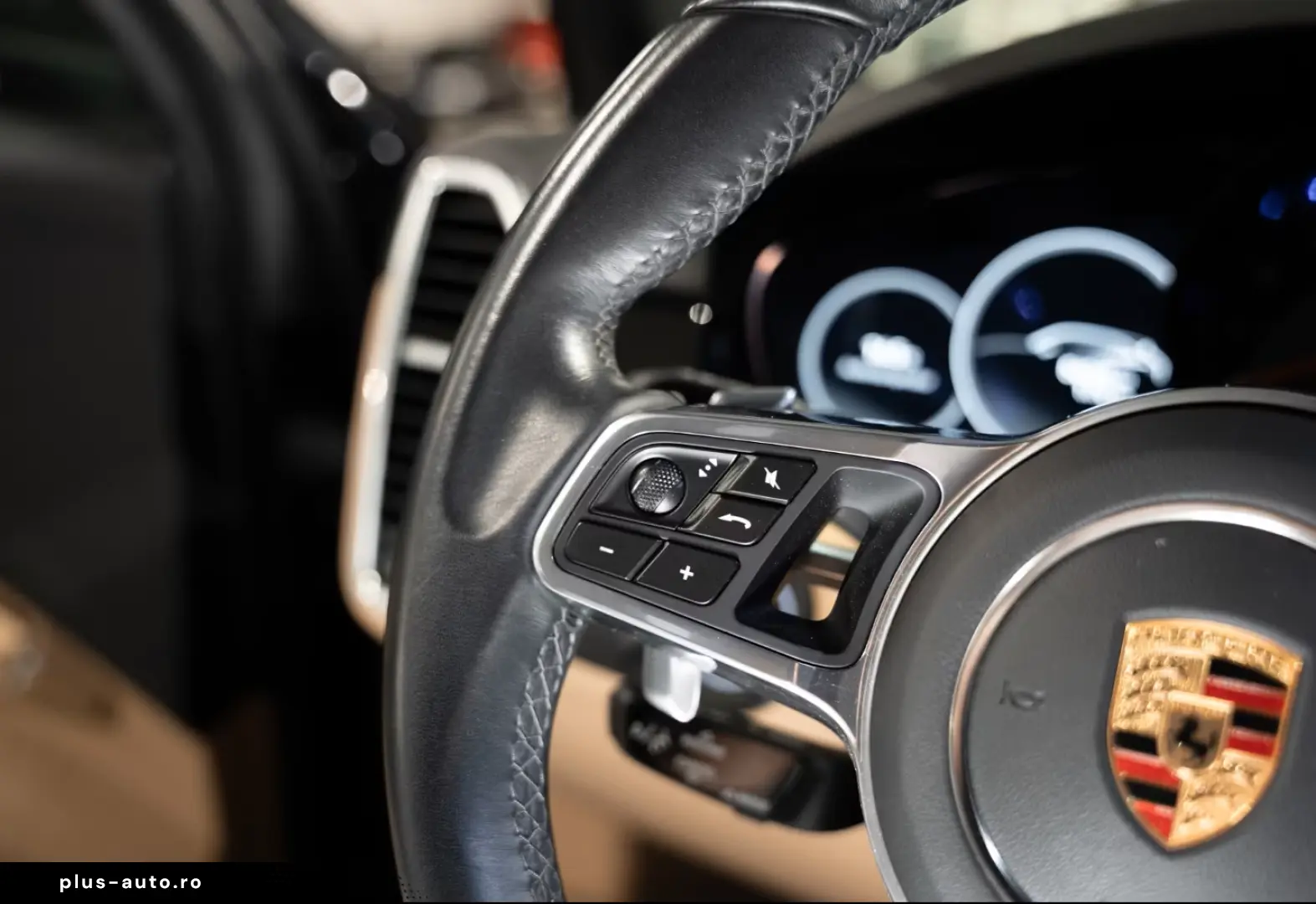 Porsche Cayenne Platinum Edition Luftfederung BOSE