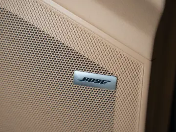 Porsche Cayenne Platinum Edition Luftfederung BOSE