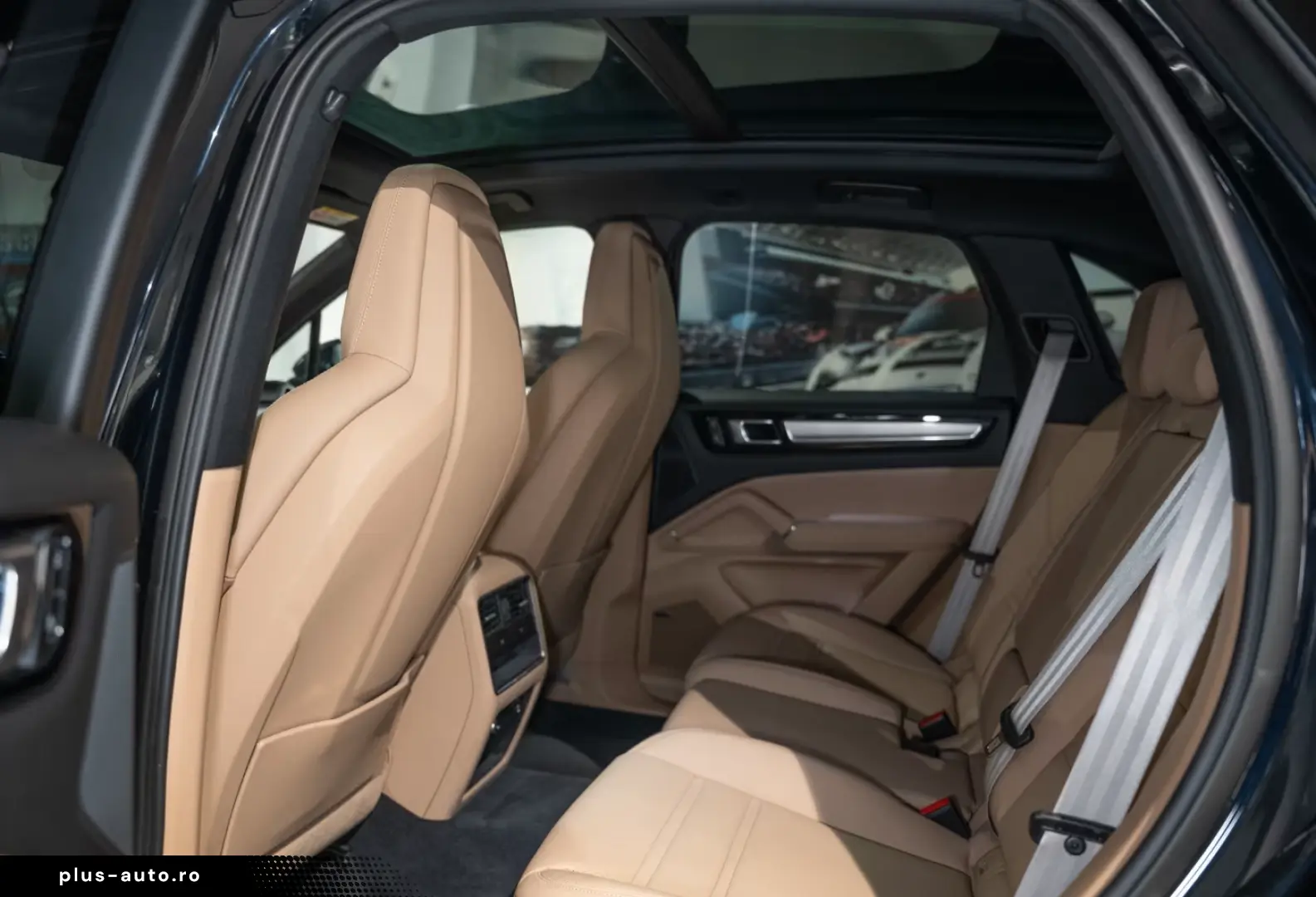 Porsche Cayenne Platinum Edition Luftfederung BOSE