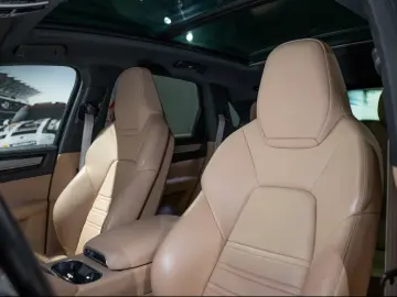 Porsche Cayenne Platinum Edition Luftfederung BOSE