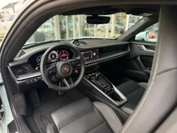 Porsche 992 911 Carrera PDLS  XPELL CHRONO ACC GLASDACH