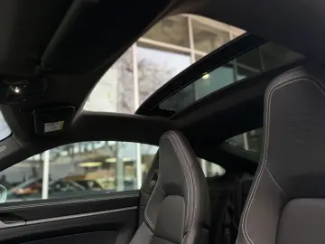 Porsche 992 911 Carrera PDLS  XPELL CHRONO ACC GLASDACH