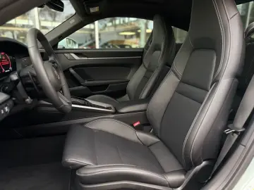 Porsche 992 911 Carrera PDLS  XPELL CHRONO ACC GLASDACH