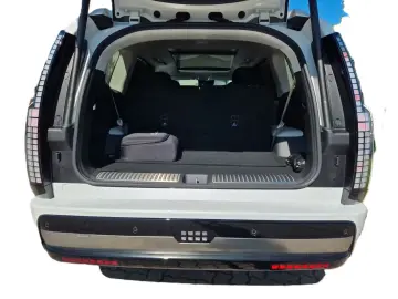 Hyundai IONIQ 9 UNIQ