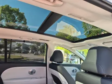 Hyundai IONIQ 9 UNIQ