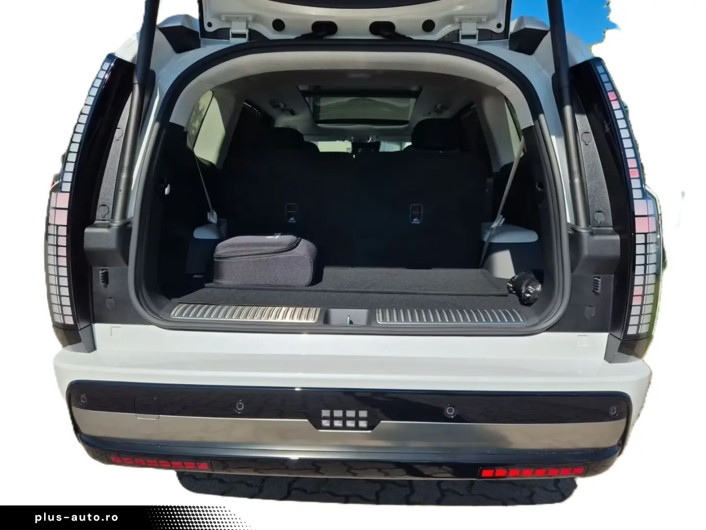 Hyundai IONIQ 9 UNIQ