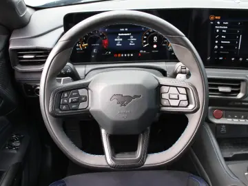 FORD Mustang 5.0 V8 Dark Horse Magne Ride Kamera 1.Hd