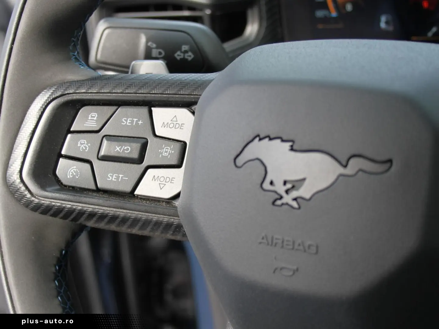 FORD Mustang 5.0 V8 Dark Horse Magne Ride Kamera 1.Hd