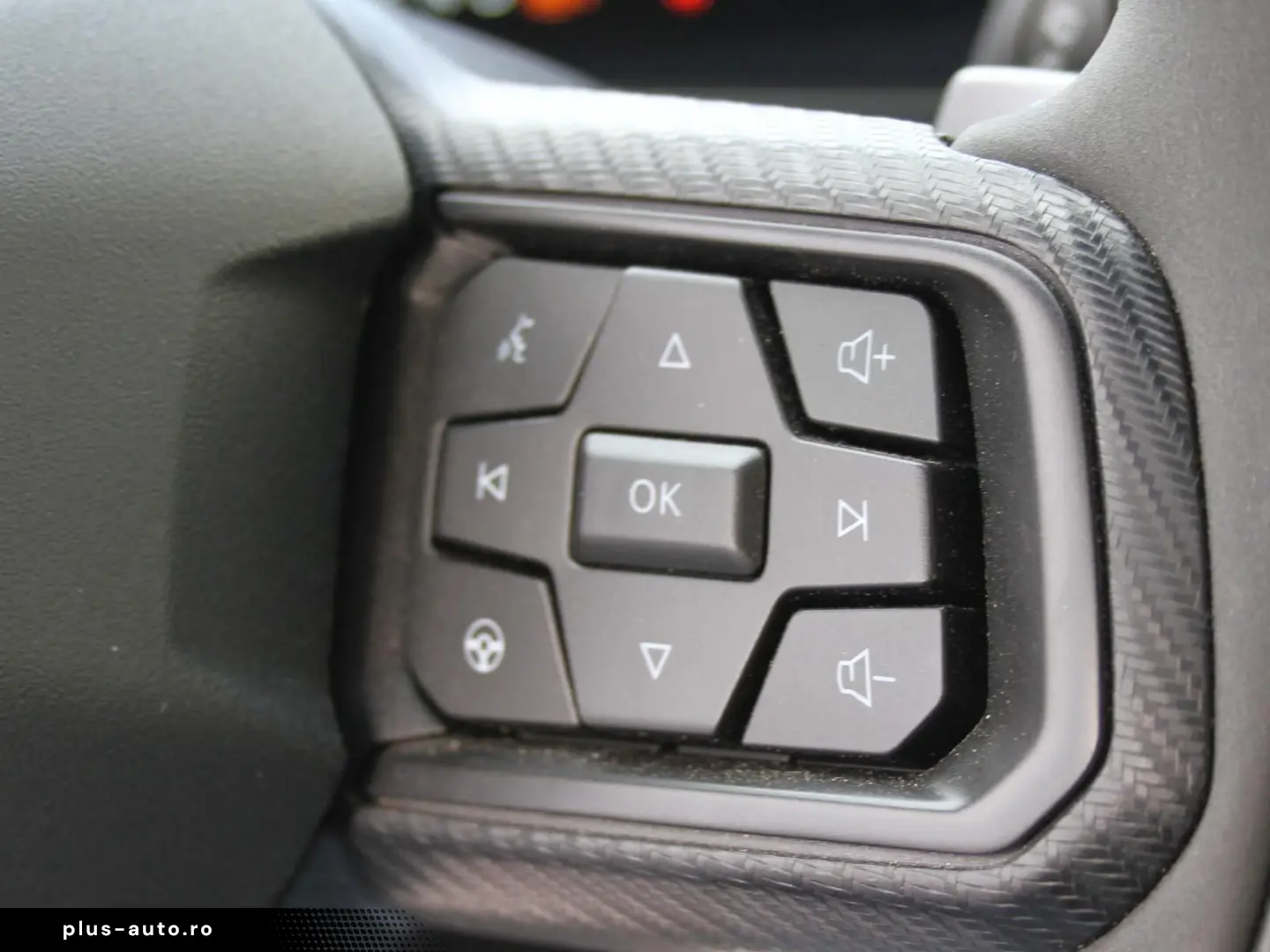 FORD Mustang 5.0 V8 Dark Horse Magne Ride Kamera 1.Hd