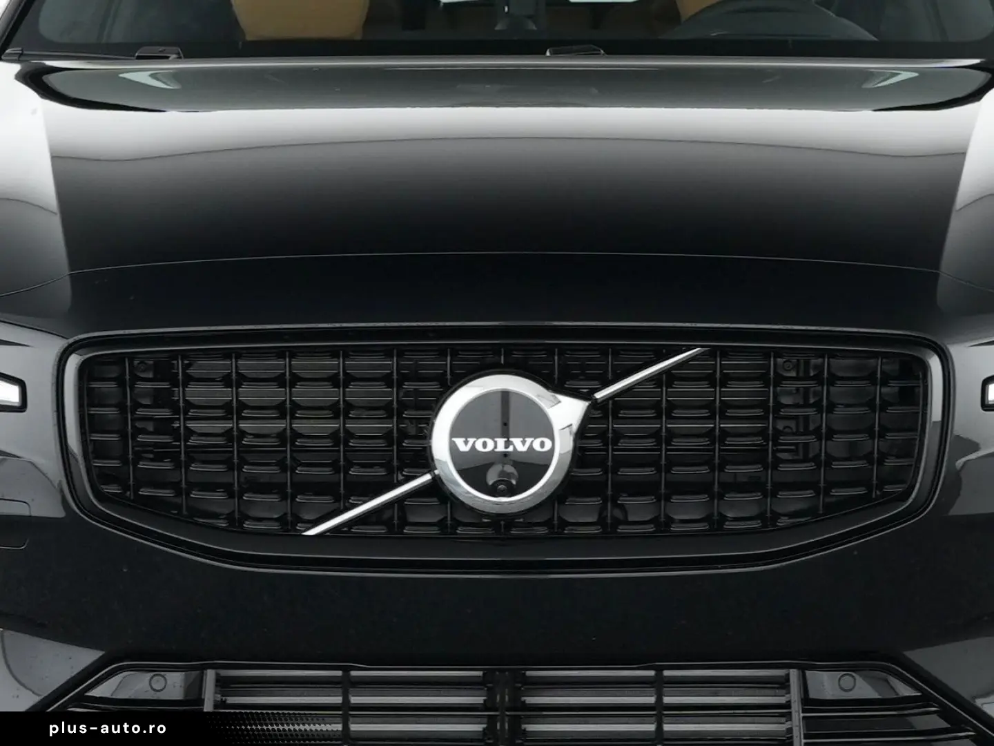 VOLVO V60 T6 Ultra Dark Recharge Plug-In Hybrid AWD