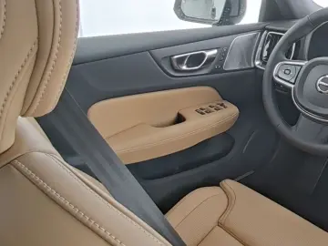 VOLVO V60 T6 Ultra Dark Recharge Plug-In Hybrid AWD