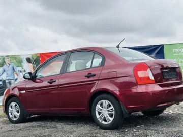 Hyundai Accent 1.4i AC 171678 km euro4 2007