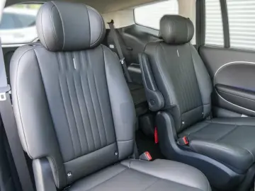 Hyundai IONIQ 9 UNIQ