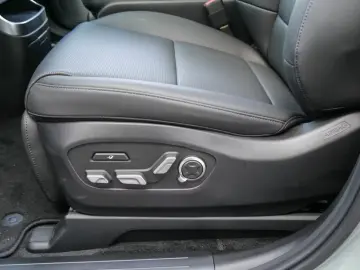 Hyundai IONIQ 9 UNIQ