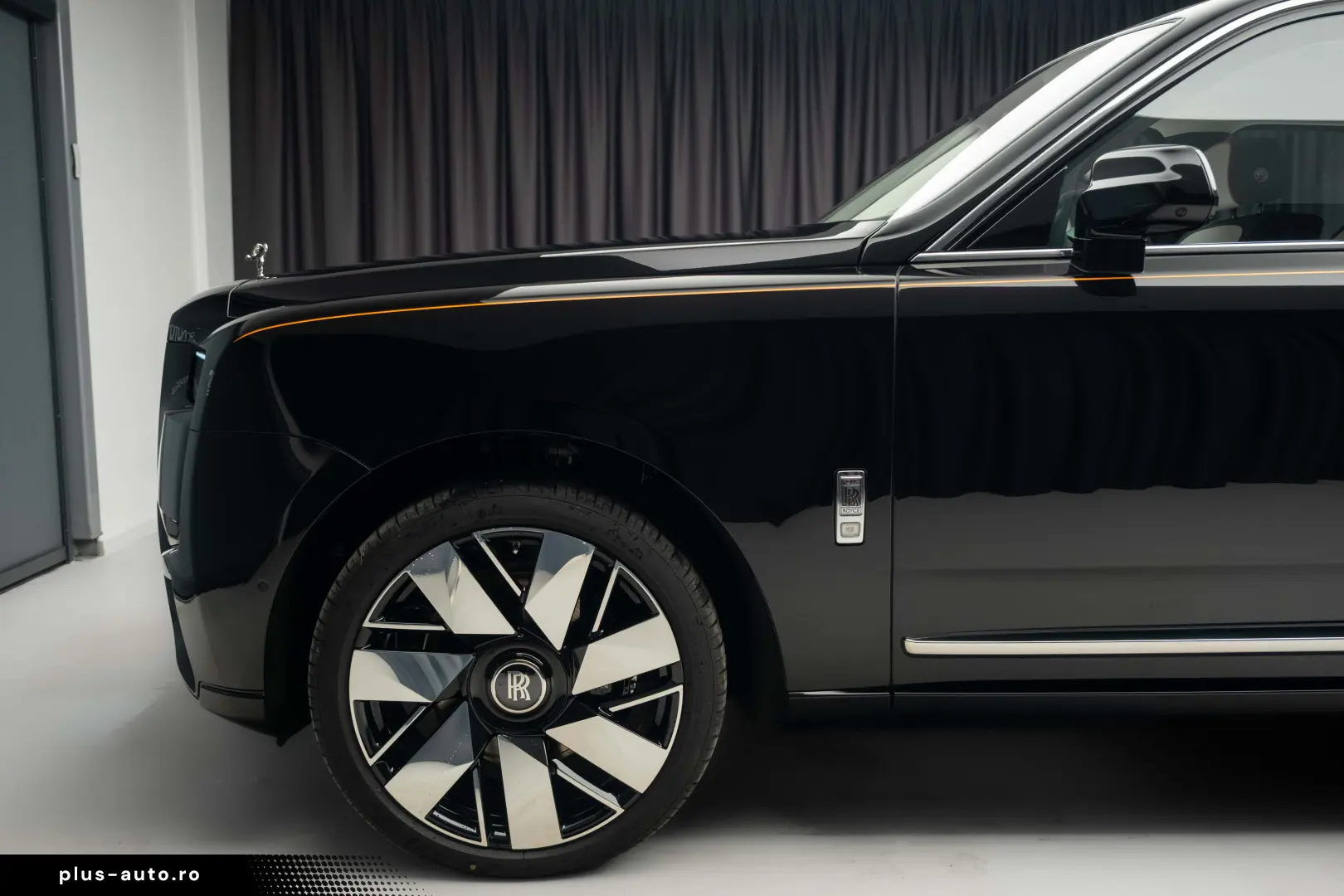 Rolls Royce Cullinan Facelift 4 Seats