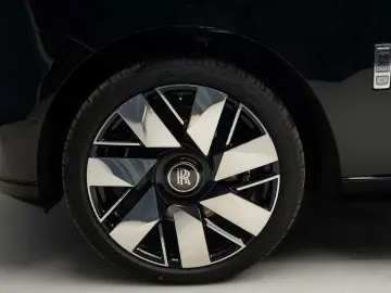 Rolls Royce Cullinan Facelift 4 Seats