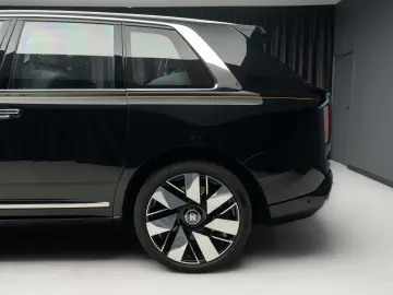 Rolls Royce Cullinan Facelift 4 Seats