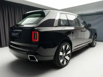 Rolls Royce Cullinan Facelift 4 Seats