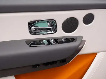 Rolls Royce Cullinan Facelift 4 Seats