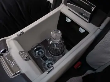 Rolls Royce Cullinan Facelift 4 Seats