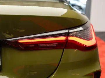 BMW M440i xDrive Cab