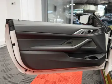 BMW M440i xDrive Cab