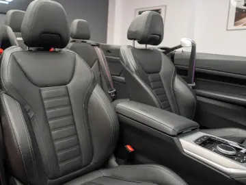 BMW M440i xDrive Cab