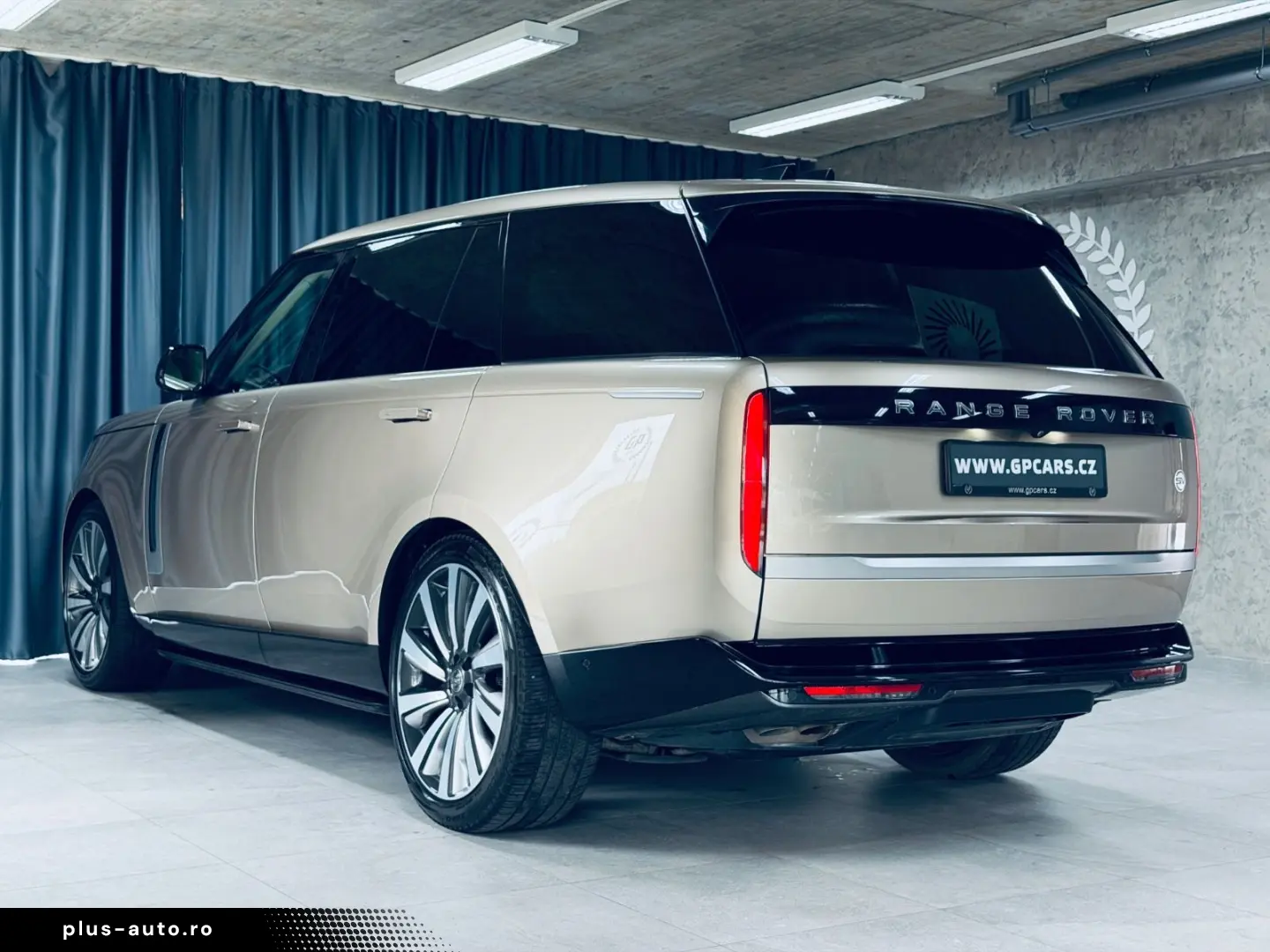 LAND ROVER Range Rover P530 SV LWB STHZ AHK VOLL