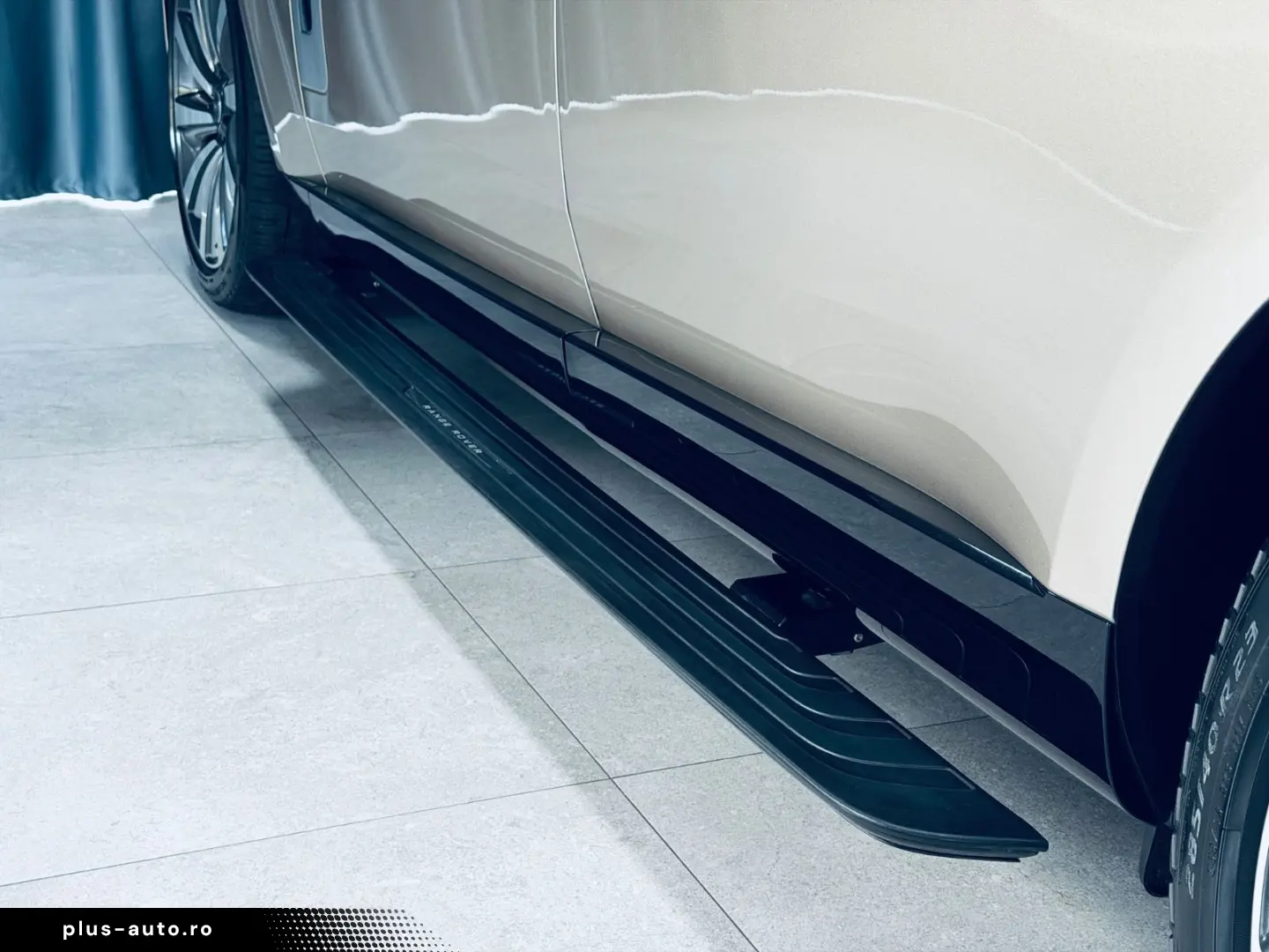 LAND ROVER Range Rover P530 SV LWB STHZ AHK VOLL