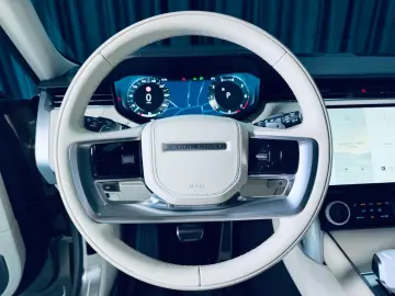 LAND ROVER Range Rover P530 SV LWB STHZ AHK VOLL