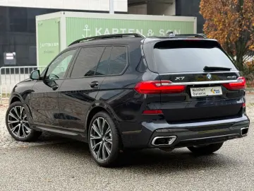 BMW X7 xDrive 40 d M Sport   PANORAMA    LASER