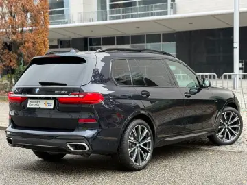 BMW X7 xDrive 40 d M Sport   PANORAMA    LASER