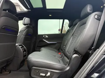 BMW X7 xDrive 40 d M Sport   PANORAMA    LASER