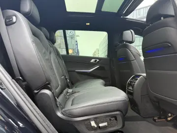 BMW X7 xDrive 40 d M Sport   PANORAMA    LASER