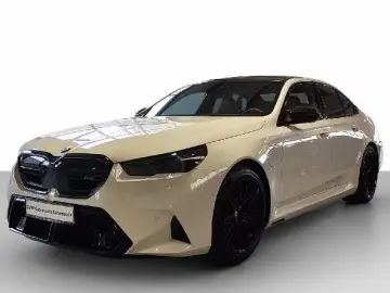 BMW M5   Interior Rosu Frane Ceramice Carbon