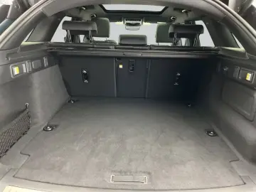 Land Rover Range Rover Velar P400e Dynamic SE