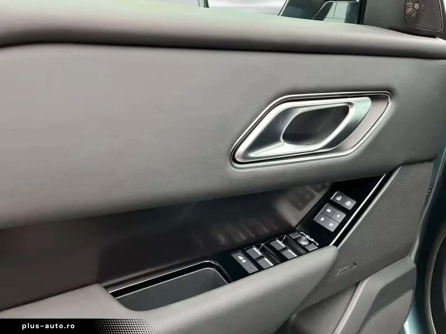 Land Rover Range Rover Velar P400e Dynamic SE