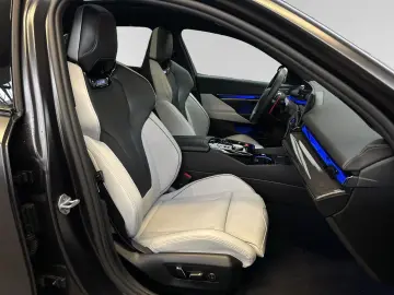 BMW M5 Limousine  FrozenDeepGrey  Pano DAProf. B&W