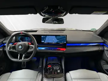 BMW M5 Limousine  FrozenDeepGrey  Pano DAProf. B&W