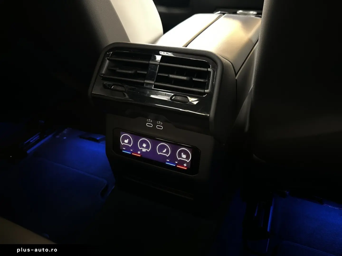 BMW M5 Limousine  FrozenDeepGrey  Pano DAProf. B&W