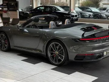 PORSCHE 911 Carrera S Cabriolet