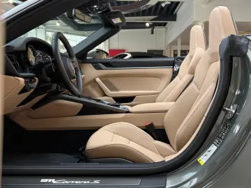 PORSCHE 911 Carrera S Cabriolet