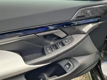 BMW M5 Lim. AHK M Drive FFC DrivAssistPro