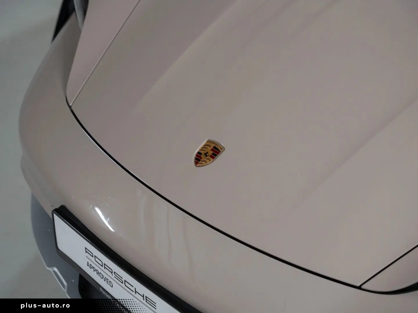 PORSCHE Taycan 4 Cross Turismo