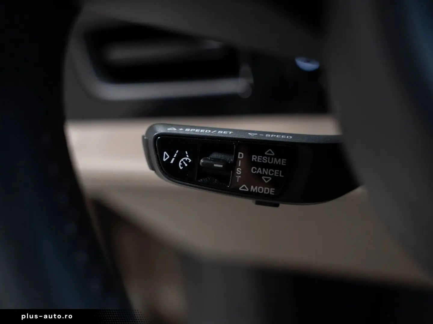 PORSCHE Taycan 4 Cross Turismo